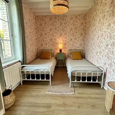 Maison 4 Chambres, Grand Jardin, 10 Minutes Des Plages Dom wakacyjny