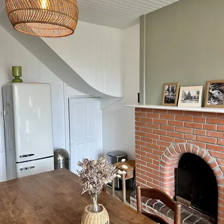 Dom wakacyjny Maison 4 Chambres, Grand Jardin, 10 Minutes Des Plages Besneville