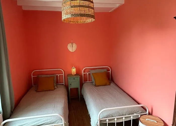 Maison 4 Chambres, Grand Jardin, 10 Minutes Des Plages Ferienhaus *