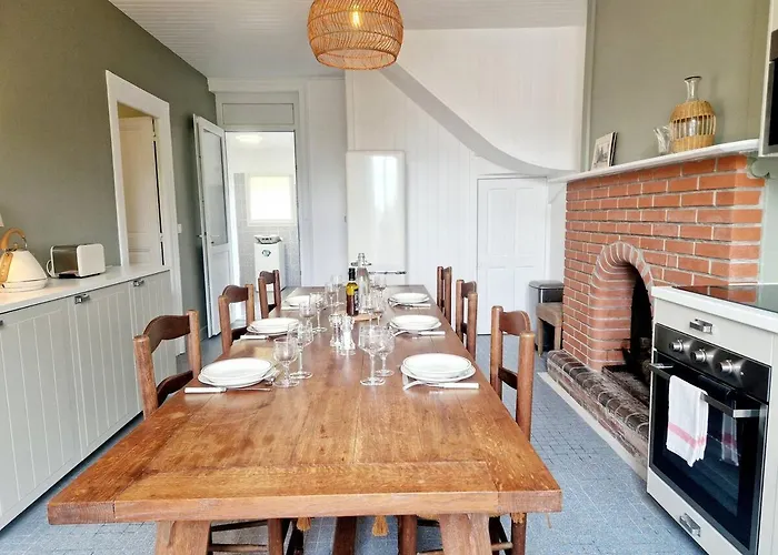 Maison 4 Chambres, Grand Jardin, 10 Minutes Des Plages *